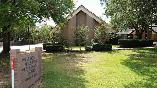 front view of the Brenham Church of Jesus Christ of Latter-day Saints