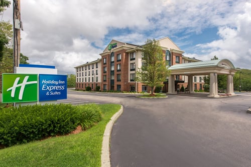 Welcome to the Holiday Inn Express Auburn near Worcester.