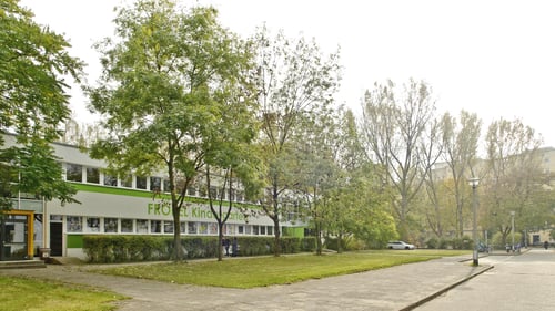 Hausansicht, FRÖBEL-Kindergarten Fröbelspatzen in Berlin; © 2022 FRÖBEL e.V. Alle Rechte vorbehalten