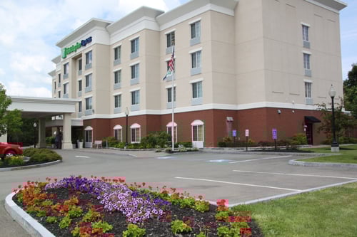 Holiday Inn Express, I81 Exit 11
