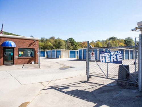 Self Storage Facility in Calhoun, GA