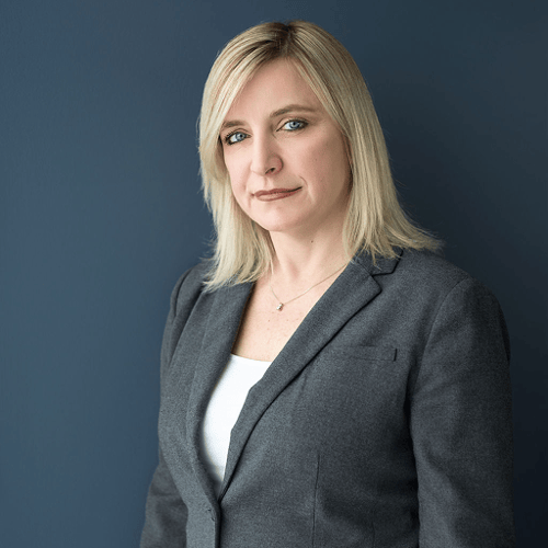 Headshot of April Bedard Smith