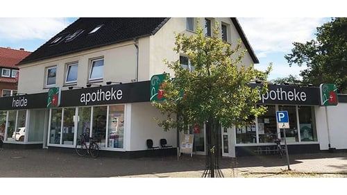 Aussenansicht der Heide-Apotheke