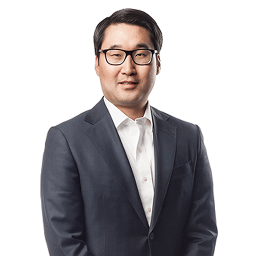 Headshot of Sam Kim
