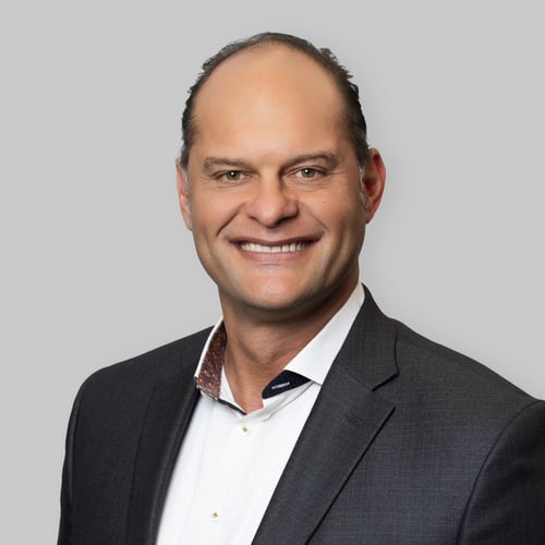Headshot of David S. Rochon, a wealth advisor at Chase