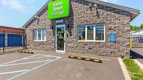 Extra Space Storage