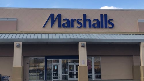 Front exterior of Marshalls at Old Bridge Gateway shopping center