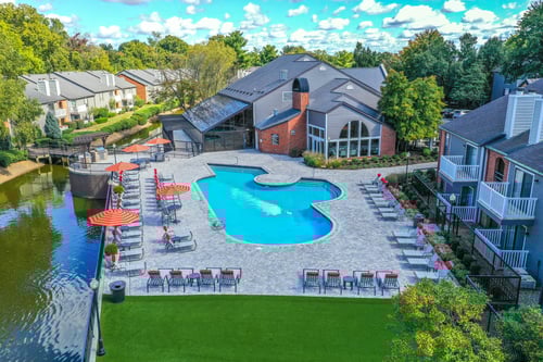 Luxurious Pool at Waterford Place Louisville, KY 40207