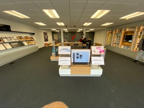 TCC, Verizon Authorized Retailer, Verizon Wireless, smartphones, tablets, smart watches, WiFi, internet, mobile accessories, upgrades, phone lines, bill analysis, prepaid phones, Samsung, Google, Apple, LG, Motorola