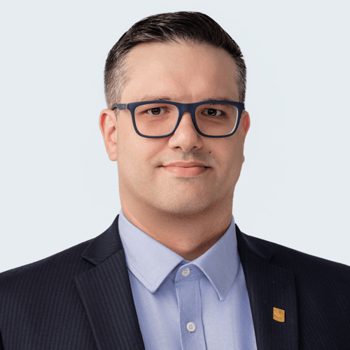 Headshot of Matthiew Logan