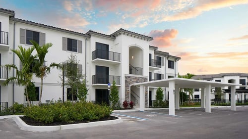 Exterior view of Portofino Vineyards in Fort Myers, FL 33967