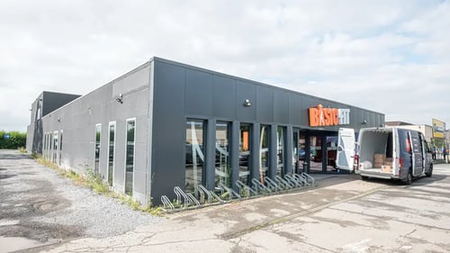 Basic-Fit Soignies Chaussée du Roeulx 24/7 - front club outside