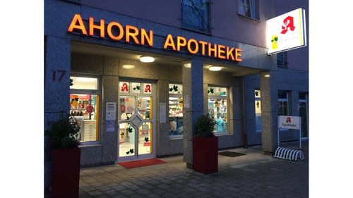 Aussenansicht der Ahorn-Apotheke