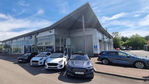 ford dealers near me