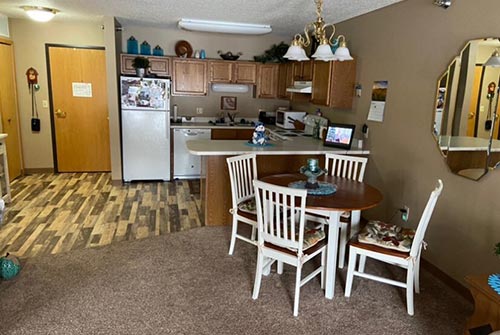 Independent living dining