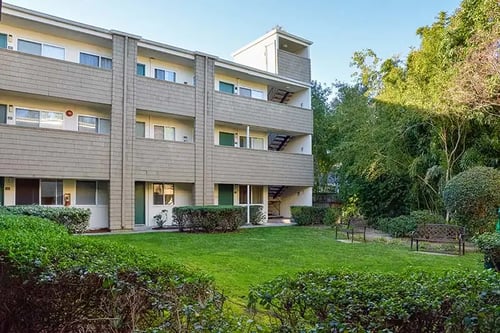 215 BAYVIEW APARTMENTS in San Rafael, CA