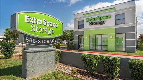 Extra Space Storage