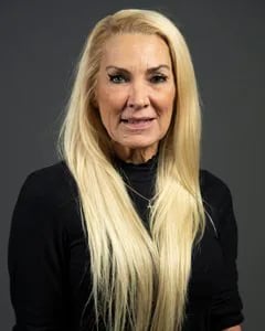 Susan Passalaqua MD