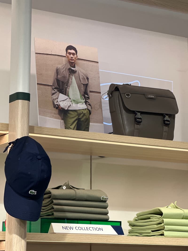 Close Up - Store