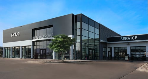 Russ Darrow Kia of Wauwatosa building.