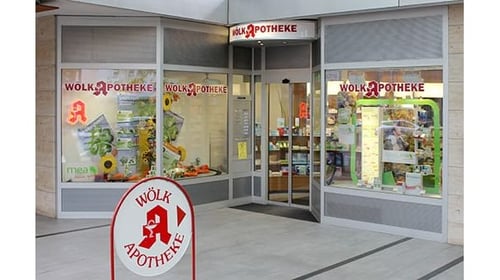 Aussenansicht der Wölk-Apotheke Geislingen