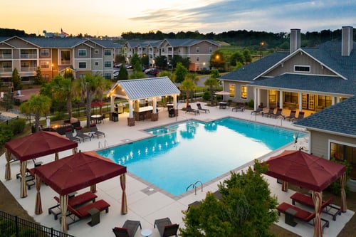 Swimming pool at Gateway Crossing in Augusta, GA