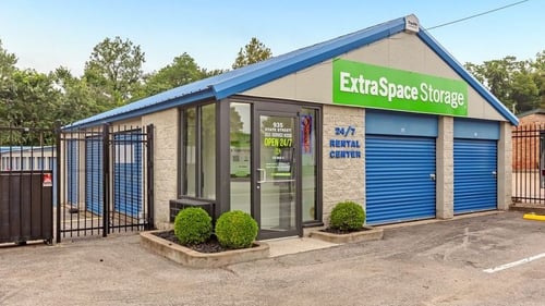 Extra Space Storage