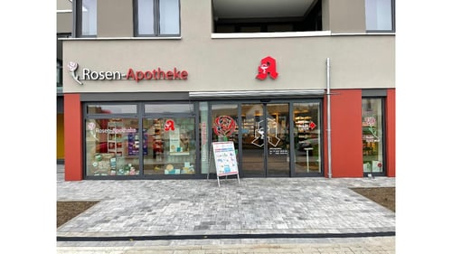 Aussenansicht der Rosen-Apotheke