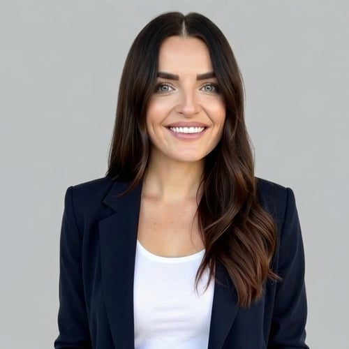 Headshot of Jenette Artymonow, a wealth advisor at Chase