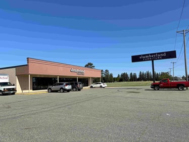 Bemidji Slumberland Furniture parking lot