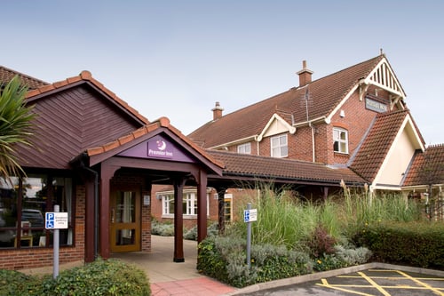 Premier Inn Newark hotel exterior