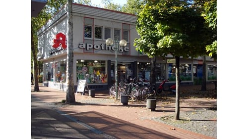 Aussenansicht der Sebastian-Apotheke