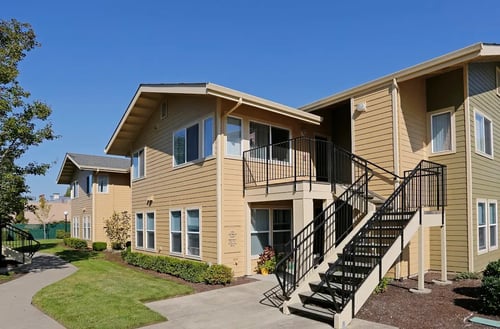 REDWOOD COMMONS, McMinnville, OR