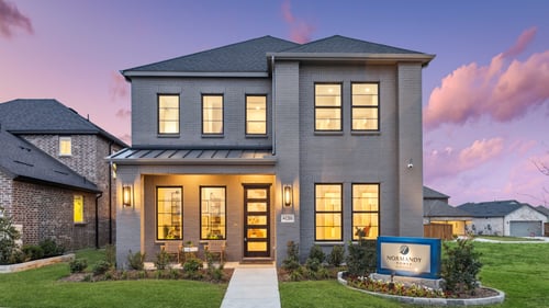 Exterior of the Cross Creek Meadows 40' Series model home in Celina, TX.