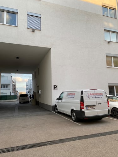 Elektrotechnik Walter Traxler GmbH & Co KG in 1220 Wien