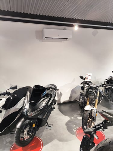 Klimaanlage im Motorradgeschäft