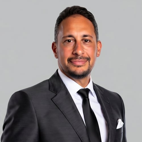 Headshot of Michael Agate, a wealth advisor at Chase