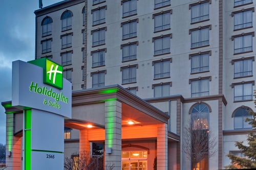Holiday Inn & Suites Mississauga Hotel