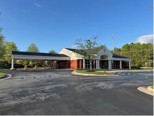 Outside view of the State Employees' Credit Union High Point-Penny road branch