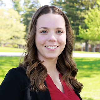 Headshot of Laura House