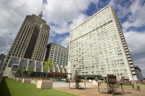 Exterior View of Kellogg Square Apartments