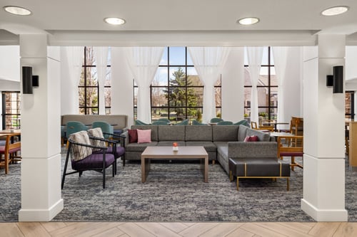 Bright, naturally lit, spaces with lots of seating