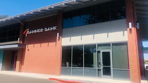 Banner Bank 1 Parkcenter branch in Sacramento, California