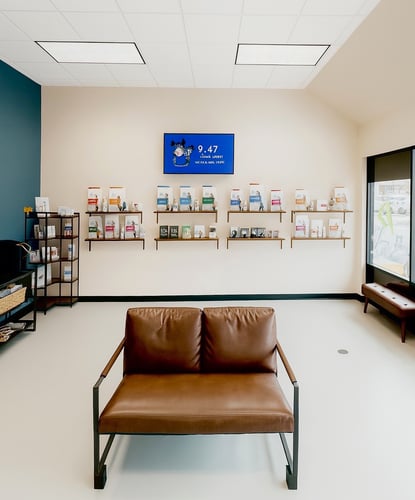 Shelter Island Veterinary Hospital - Lobby