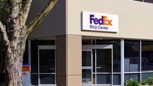 Exterior view of FedEx Ship Center