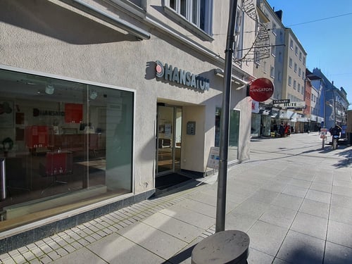 Hansaton Hörkompetenz-Zentrum Neunkirchner Straße 7, Wiener Neustadt von links kommend