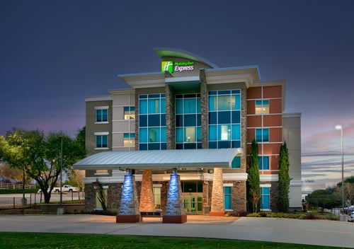 Welcome in to the Holiday Inn Expres North Dallas @ Preston
