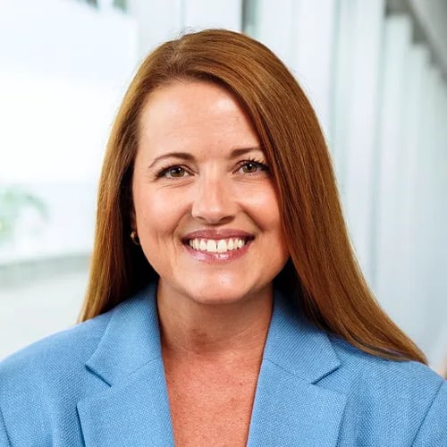 Erin Hooper headshot.