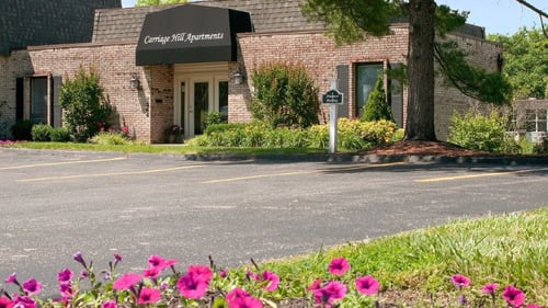 Carriage Hill Apartments exterior