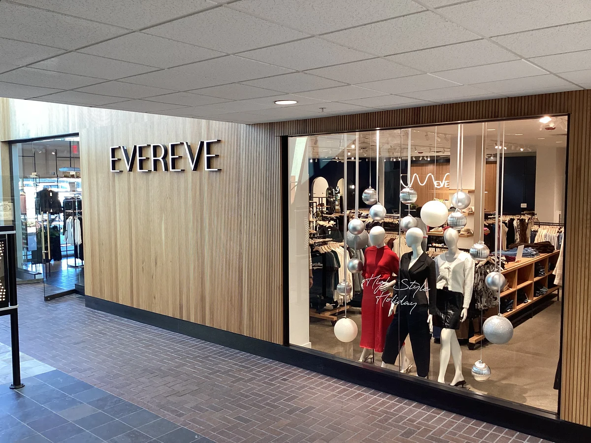 EVEREVE Regency Court